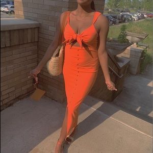 Sleeveless Front Tie Middle Cut Maxi Dress